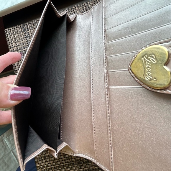 Gucci GG Metallic Long Wallet - Picture 7 of 13